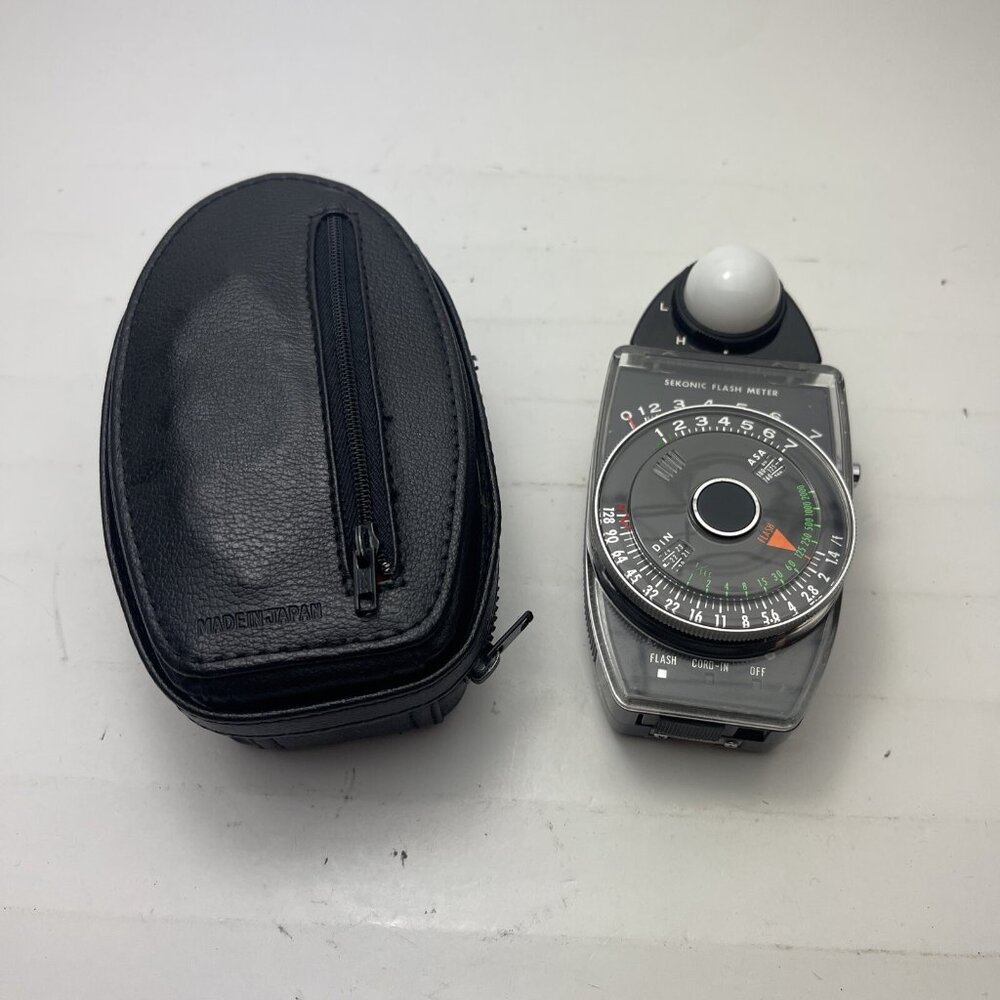 Sekonic L-256D Flash Light Meter With Accessories And Case (Untested)